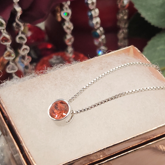 Elegant Swarovki Crystal's Solitaire Pinkish Orange Silver Necklace 18" - Picture 7 of 11